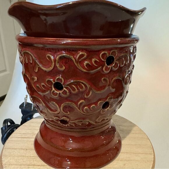 3 SCENTSY WAX WARMERS "ROMA" set of 3  to all match together in your home! - Picture 1 of 3